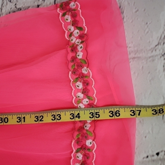 Vintage 60s/70s Vanity Fair Neon Day Glow Pink Negligee Sexy EUC - Picture 9 of 10